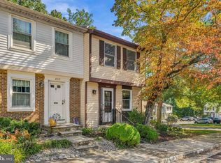 8449 Sugar Creek Ln, Springfield, VA 22153