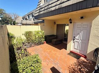 Kendale Lakes Master Cond, Miami, FL 33183