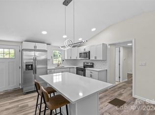 204 Hoyle Cir, Gastonia, NC 28052