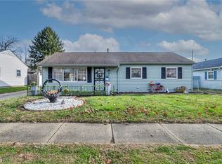 2208 Willowrow Ave NE, Canton, OH