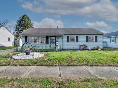 2208 Willowrow Ave NE, Canton, OH, 44705