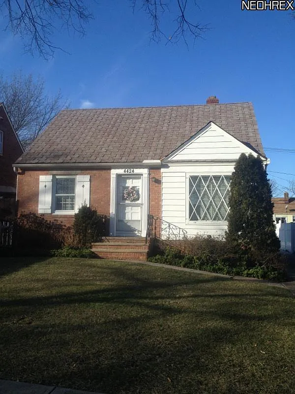 4424 W 57th St photo 1