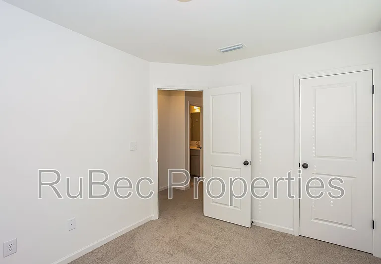 11828 Accent Ct — Photo 12