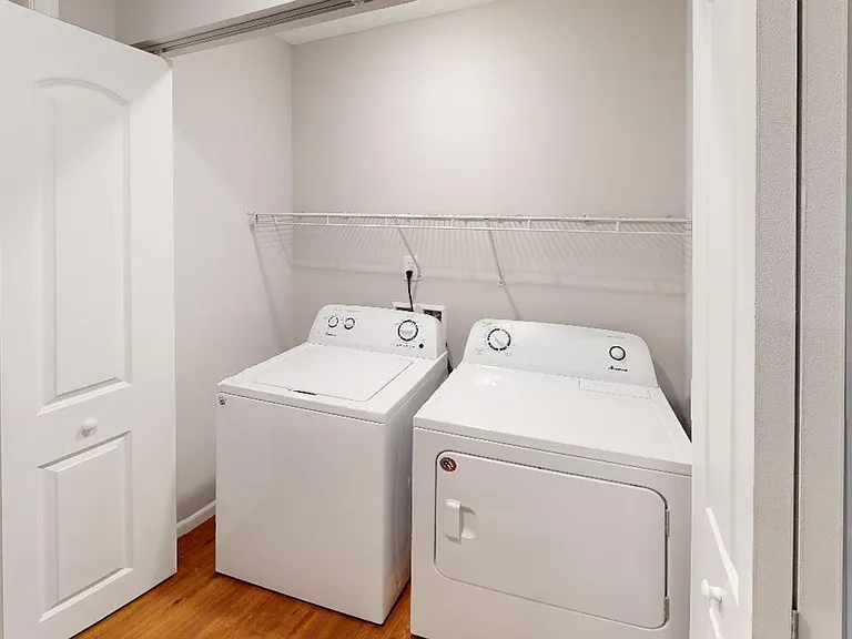 The Legends Apartments | Specials Available — Photo 29