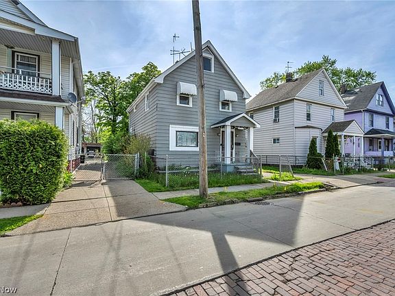3rd image of 3069 E 67th St