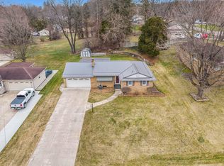 1013 Westfield Dr, Jackson, MI