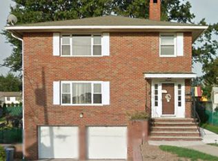 14 West St, Elmwood Park, NJ 07407
