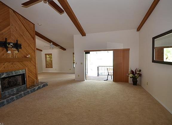 4th image of 24130 Vincent Ave