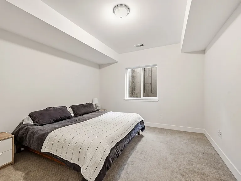 3544 Beeler St — Photo 33