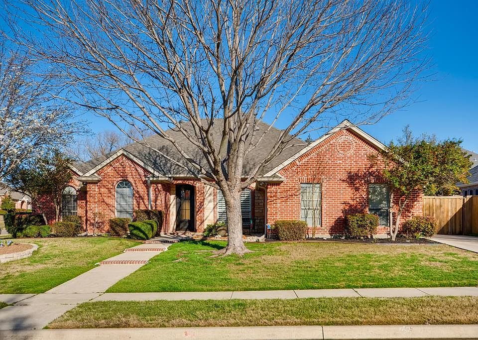 1st image of 701 Shannon Ct