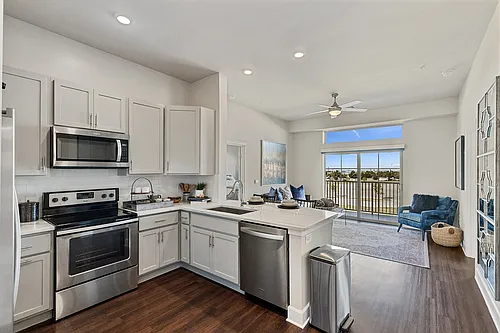 Waterford Market Apartments Photo 1