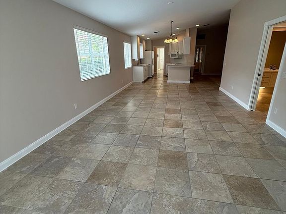 5th image of 11850 Fan Tail Ln