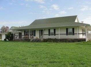 12080 N Hecht Rd, Hallsville, MO 65255