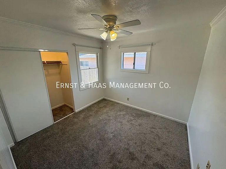 926 Newport Ave — Photo 19