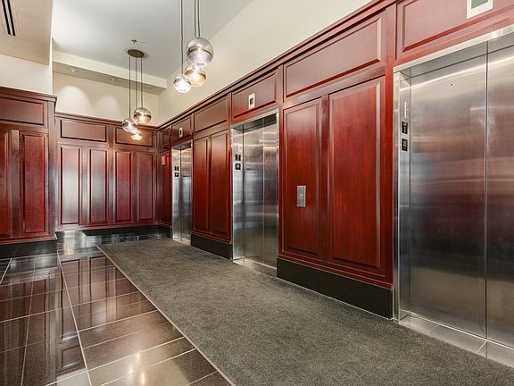 4th image of 1250 S Michigan Ave Unit 504