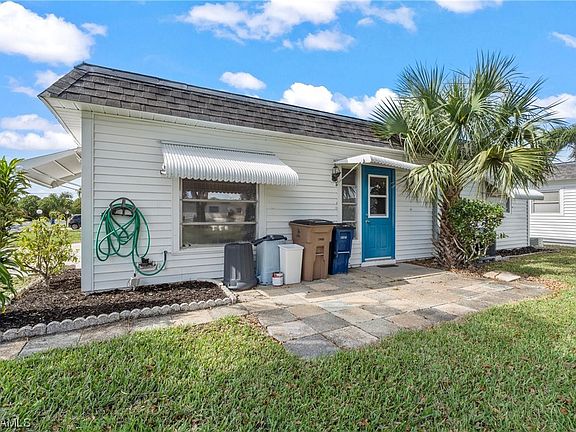 2nd image of 11 Tangerine Ct