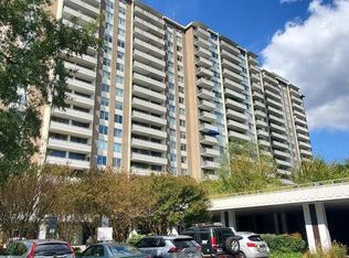 5101 River Rd APT 907, Bethesda, MD 20816