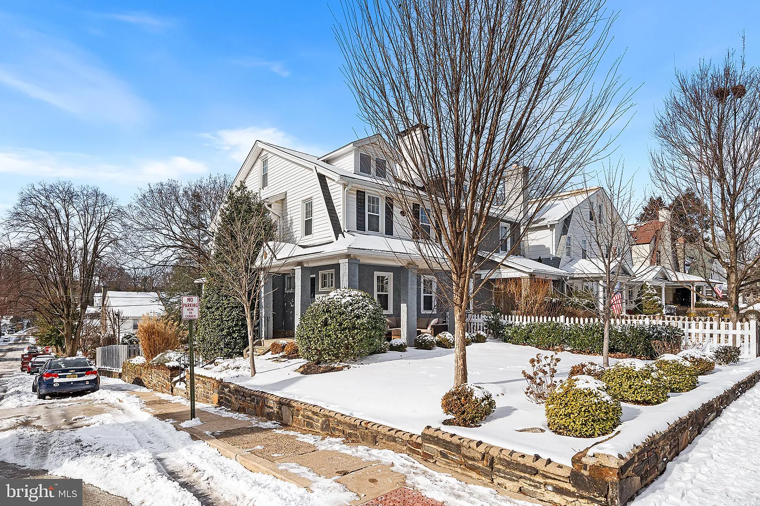 400 N Essex Ave photo 1