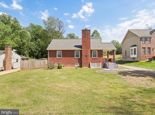 4101 Woodland Rd, Annandale, VA 22003