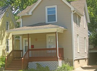 614 13th St, Rockford, IL 61104