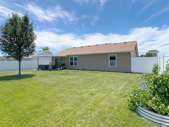 4th image of 833 S Archer Ct