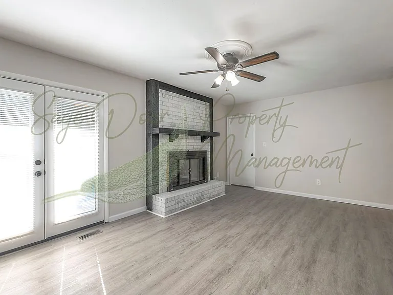 11913 Sycamore Ave — Photo 11