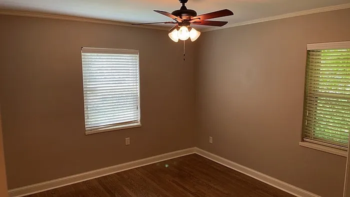 2400 Hillview Ave — Photo 23