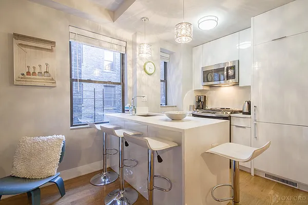 Rented by Oxford Property Group | media 39