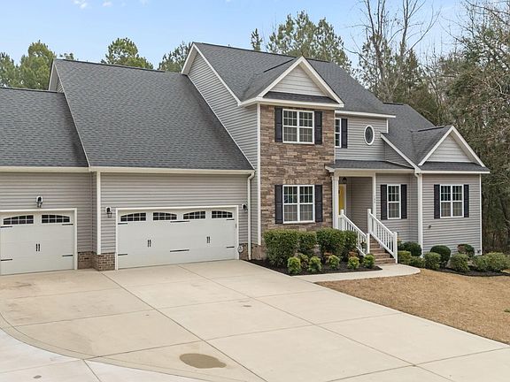 2nd image of 180 Dicks Hill Road