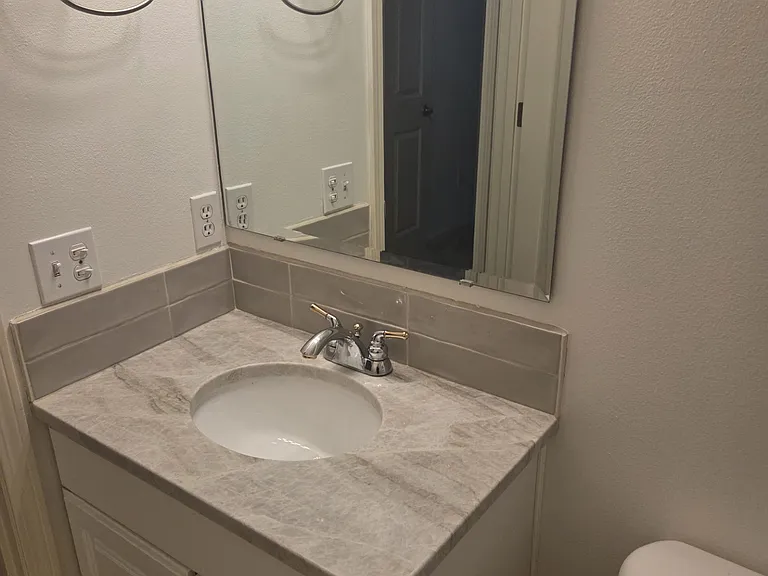 6125 NE 175th St #M102 — Photo 16
