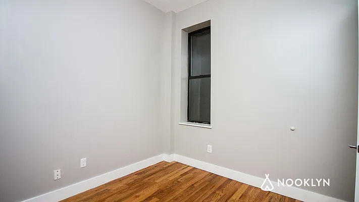 Rented by Nooklyn NYC LLC | media 49