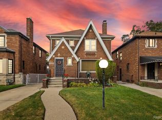 18947 Pennington Dr, Detroit, MI