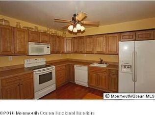 318 Laura Ct, Brick, NJ 08724