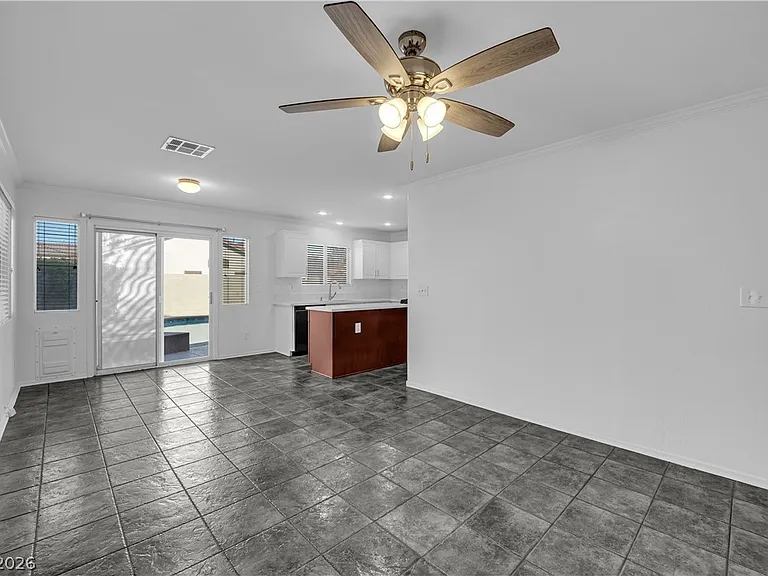 8915 Sandy Slate Way — Photo 15