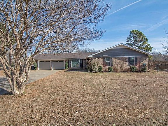 2nd image of 1626 Kimberling Hill Dr