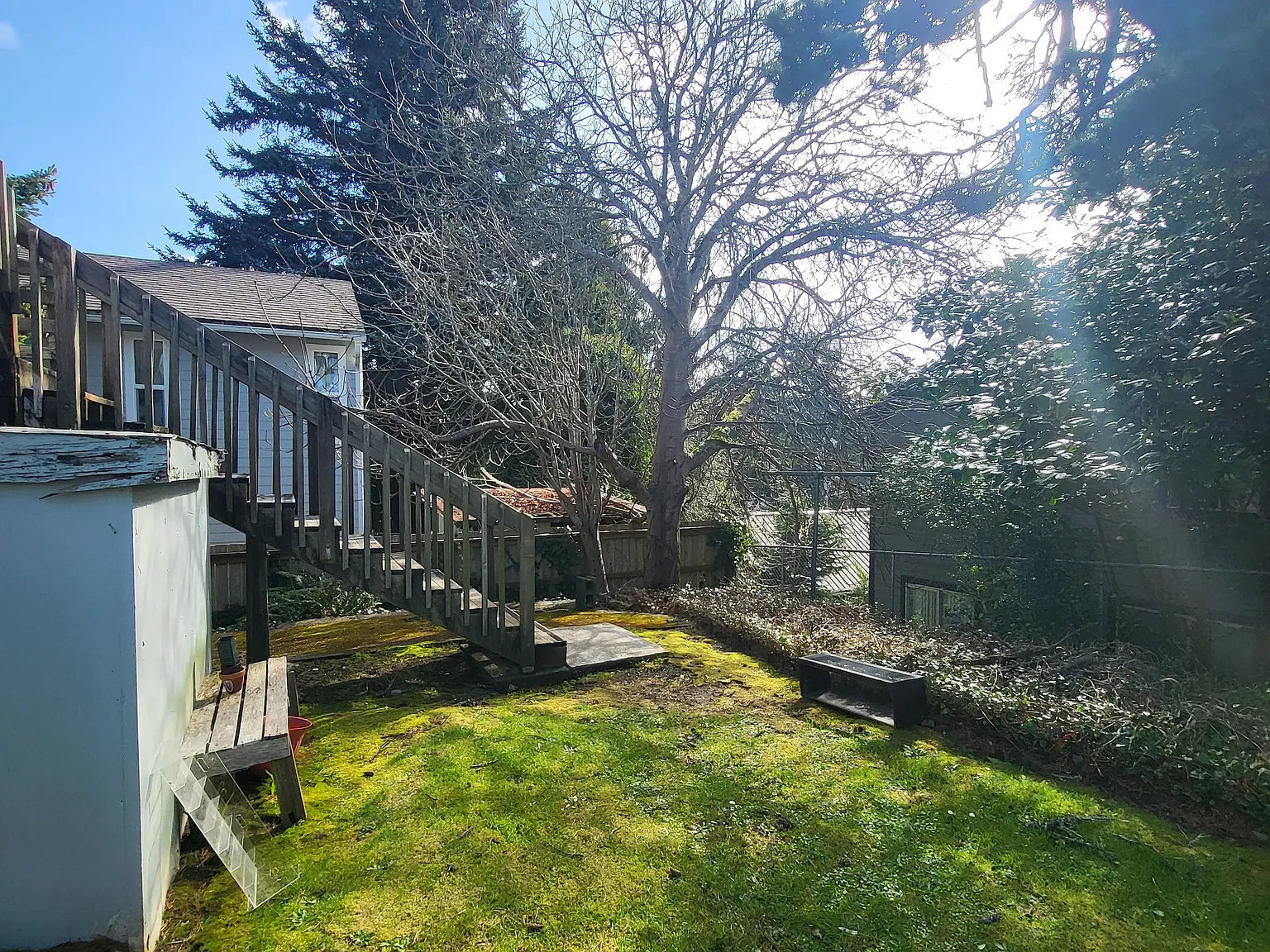2854 1/2 NE Highway 101 — Photo 3
