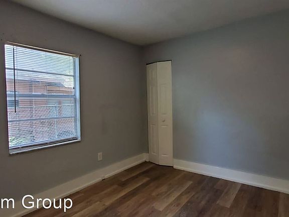 5th image of 3611 15th Ave S