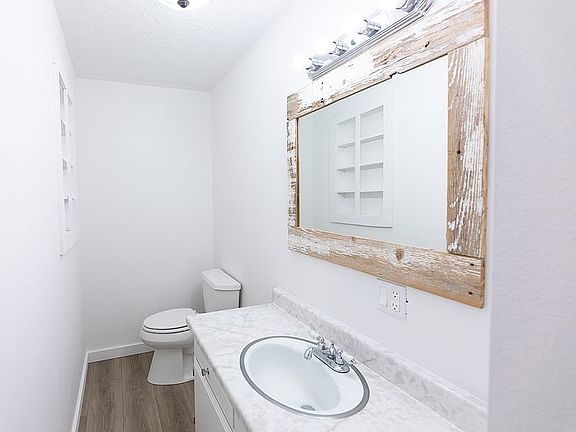 1/2 bath