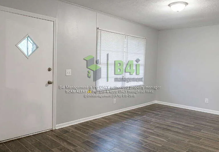 4 Dean Dr — Photo 5