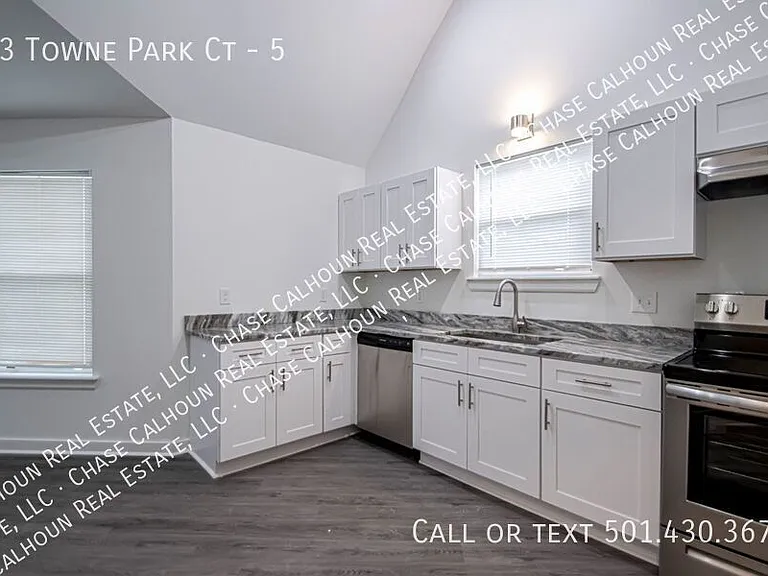 23 Towne Park Ct #5 — Photo 5