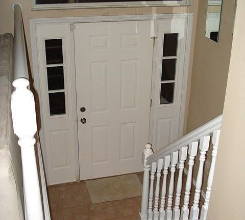 Entry foyer/Front door...CERAMIC TILE