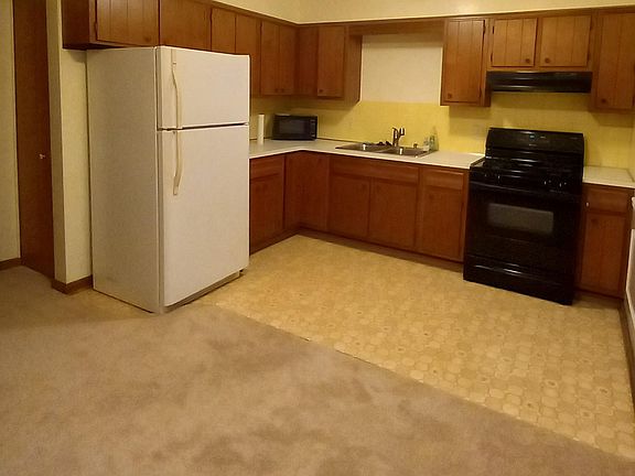 5th image of 1487 Meriline St #1