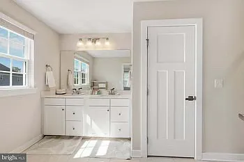 11324 Wheeler Ridge Dr — Photo 2