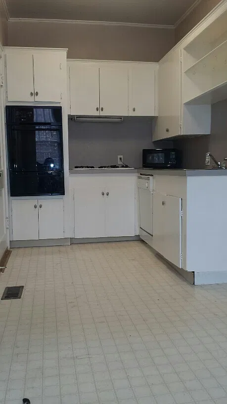 711 Ash St — Photo 2