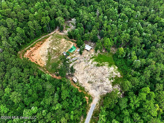 2nd image of 94 Desoto Rd