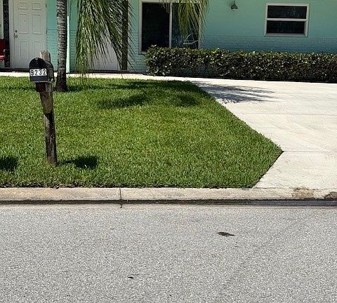 2nd image of 9232 SE Parkway Dr