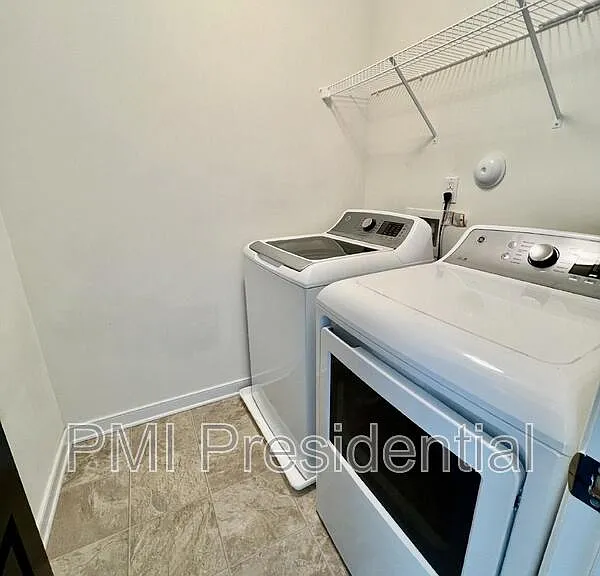 15606 Wolfboro Rd — Photo 16