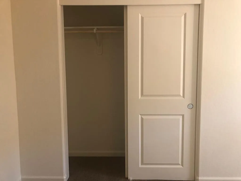 1 bed, 550 sqft, $1,150 — Photo 4