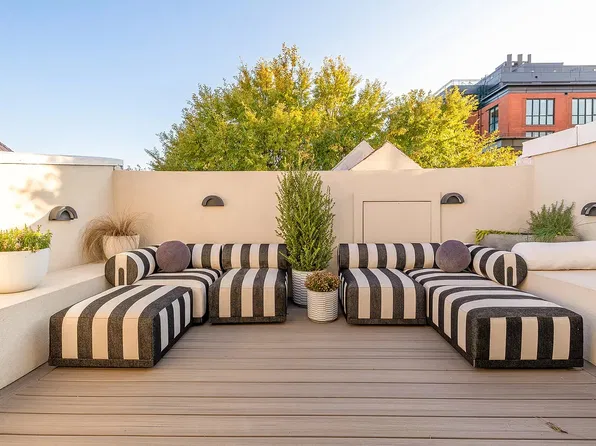 1349 Wallach Pl NW, Washington, DC 20009