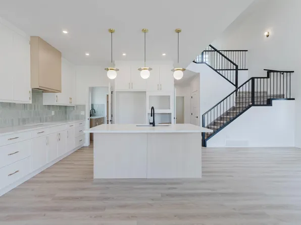 703 Elderberry Close, Edmonton, AB T6M 3J6